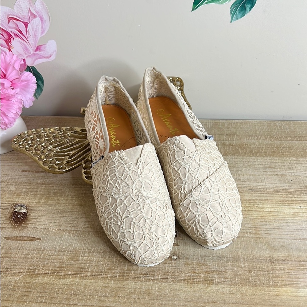Avanti Cream Lace Espadrilles 1-36